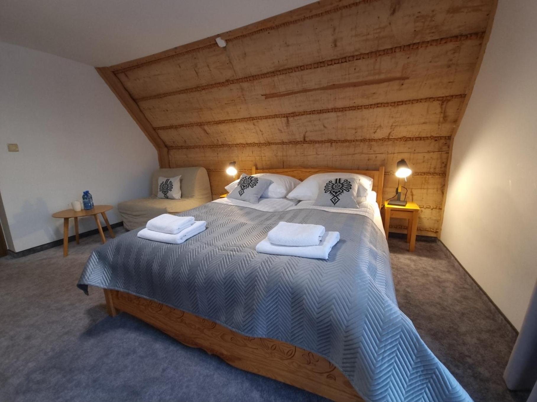 ザコパネ ウィラ アンタロウカ Bed & Breakfast エクステリア 写真
